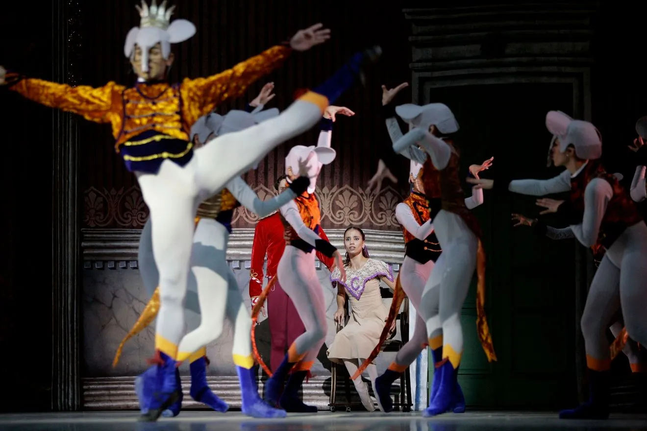 Το σκοτεινό μυαλό του ανθρώπου που έγραψε την κλασσική χριστουγεννιάτικη ιστορία “Καρυοθραύστης”