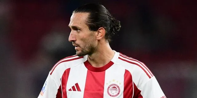 Η αποστολή του Ολυμπιακού για το ματς με την Ελλάς Σύρου