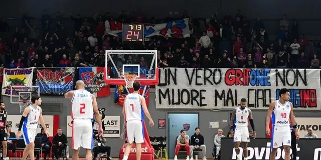 Ένταση μετά το φινάλε του αγώνα Πανιώνιος – Προμηθέας, εντός κι εκτός γηπέδου