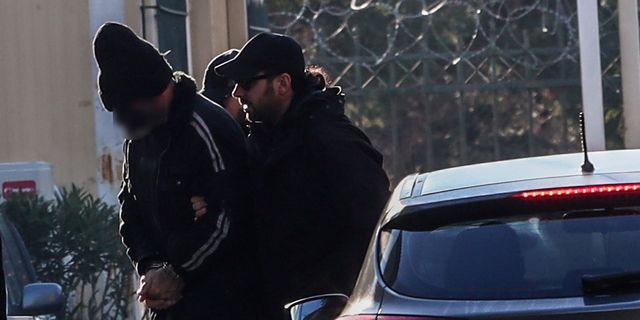 Δολοφονία Ελένης Παπαδοπούλου: Στα δικαστήρια της Ευελπίδων ο 60χρονος γιος της