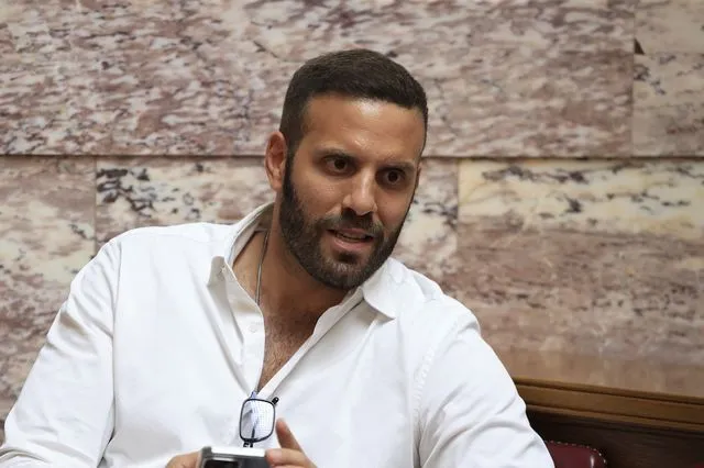 Νίκος Παππάς