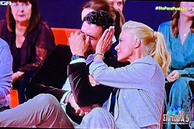 Reunion Παρά Πέντε: Συγκίνηση για τον Γεράσιμο Μιχελή – Τα δάκρυα του Πατρίκιου Κωστή