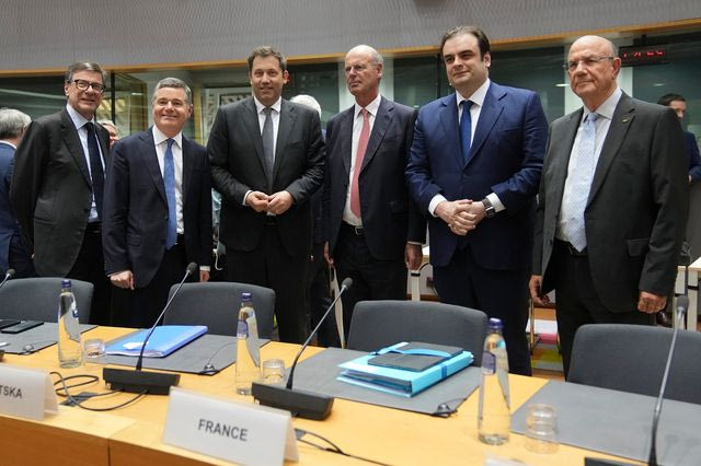 Ο Κυριάκος Πιερρακάκης με ΥΠΕΞ της Ευρώπης