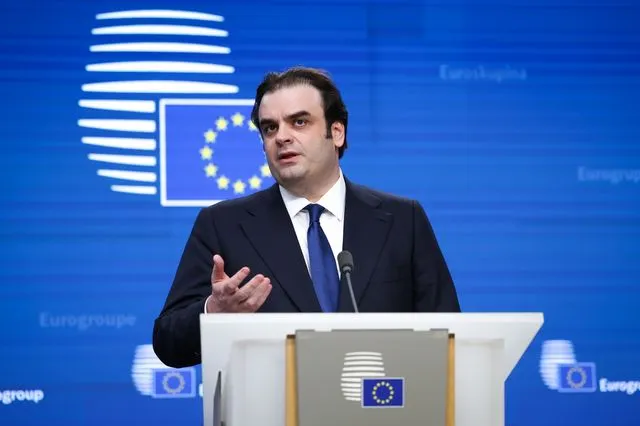 Επιτυχία ο Πιερρακάκης, αλλά μπάστα τα πανηγύρια…