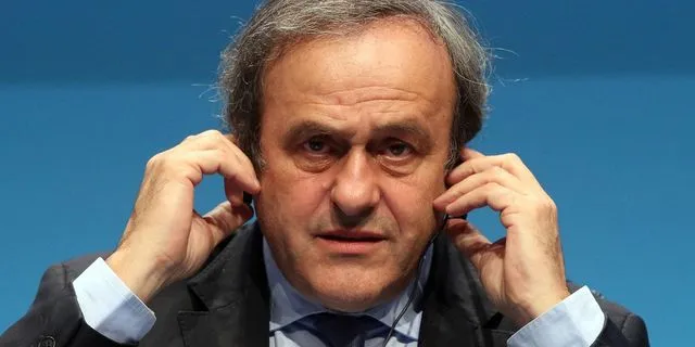 Ο Μισέλ Πλατινί μηνύει τρία πρώην μέλη της FIFA