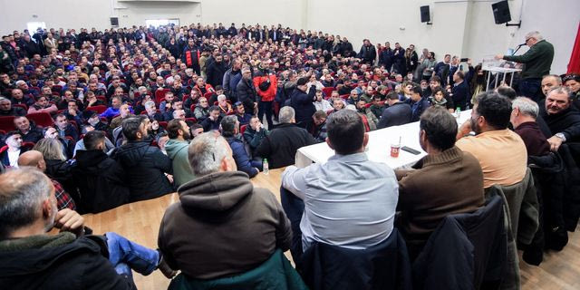 Πανελλαδική σύσκεψη αγροτών στη Νίκαια Λάρισας