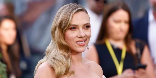 Η Scarlett Johansson