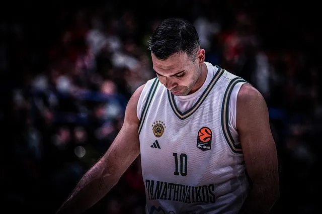 Ο Παναθηναϊκός έχασε από τα 17 τρίποντα της Αρμάνι, αλλά το πρόβλημα είναι στο 5