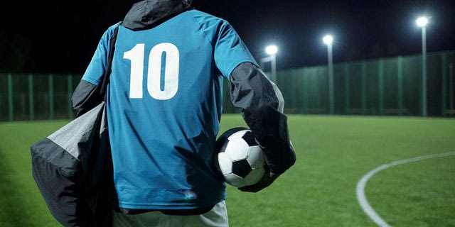 Συνελήφθη πρώην διεθνής Αγγλος ποδοσφαιριστής για απόπειρα βιασμού