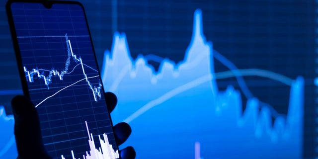 Όμιλος Qualco: Διπλή ένταξη σε Γενικό Δείκτη και Mid Cap του ΧΑ