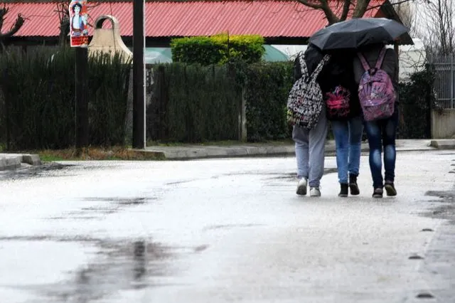 Κακοκαιρία Byron: Κλειστά σήμερα όλα τα σχολεία της Αττικής – Η λίστα για όλη τη χώρα