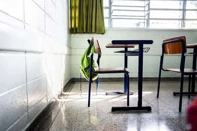 Κυψέλη: Δύο κακουργήματα σε βάρος της 16χρονης που μαχαίρωσε 14χρονη