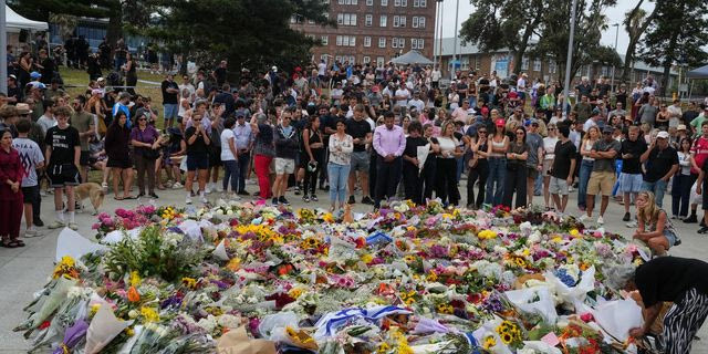 Λουλούδια στη μνήμη των θυμάτων της επίθεσης στο Σίδνεϊ