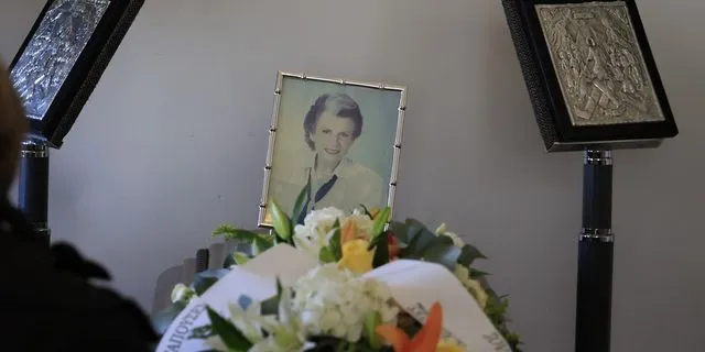 Το τελευταίο “αντίο” στην πρώην υπουργό, Σύλβα Ακρίτα