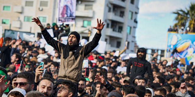 Συρία: Αιματηρές συγκρούσεις σε διαδήλωση των Αλαουιτών – Τουλάχιστον 3 νεκροί