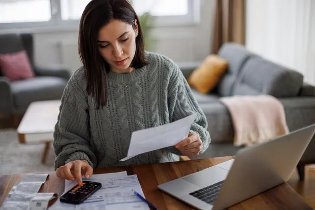 Ποιες φορολογικές υποχρεώσεις πρέπει να πληρωθούν μέχρι σήμερα