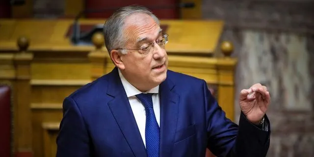 Ο Τάκης Θεοδωρικάκος