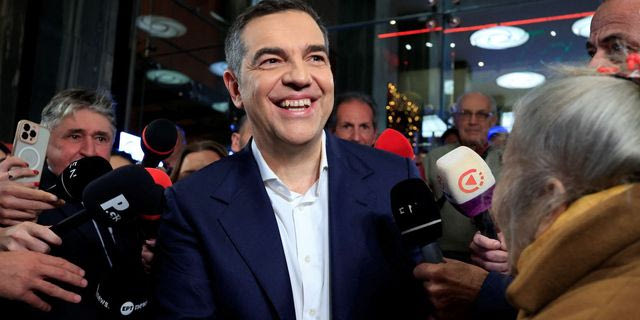 Τσίπρας: Με τους πολίτες, όχι με μηχανισμούς