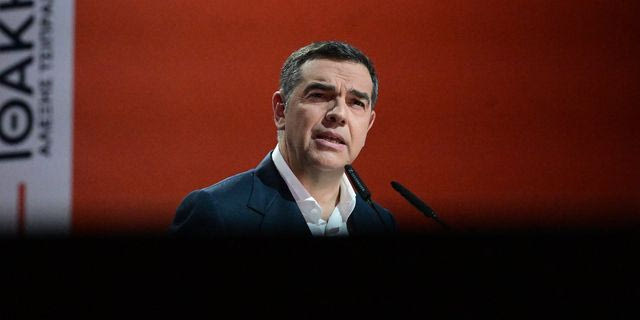 Τσίπρας για υποκλοπές: Αναμένω τη μήνυση από Μητσοτάκη και Δημητριάδη