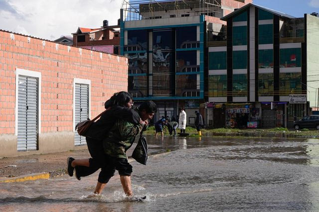 Βολιβία: 20 νεκροί και δεκάδες αγνοούμενοι από τις πλημμύρες – Υπερχείλισε ο ποταμός Πιραΐ