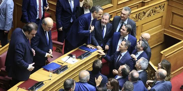 Ψήφιση προϋπολογισμού στη Βουλή