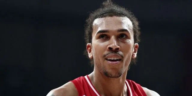 Ολυμπιακός: Ο Τάισον Γουόρντ προσπαθεί να προλάβει το ντέρμπι με τον Παναθηναϊκό