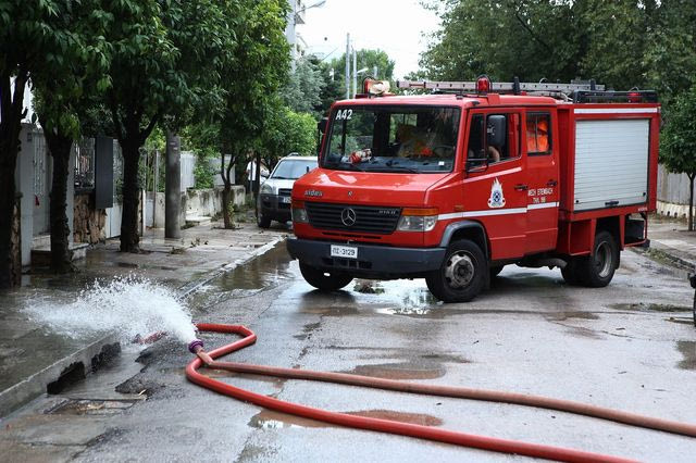 Κακοκαιρία στο Χαλάνδρι (αρχείου)