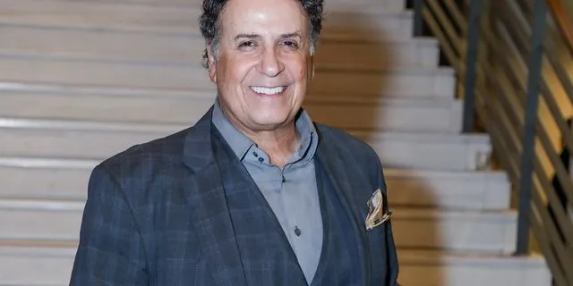 Τι απαντά ο Χάρης Ρώμας για πιθανή επιστροφή του “Κωνσταντίνου και Ελένης”