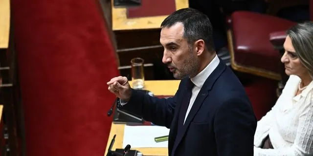 Χαρίτσης προς Φλωρίδη: “Αντί να μιλάτε, καλύτερα επικαλεστείτε το δικαίωμα σιωπής”