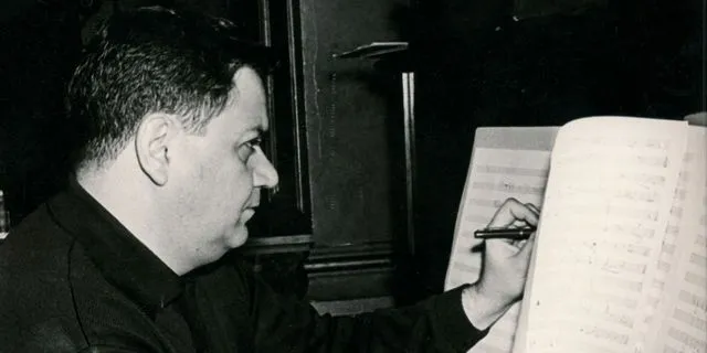 Ο Μάνος Χατζιδάκις