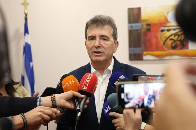 Ο Μιχάλης Χρυσοχοϊδης