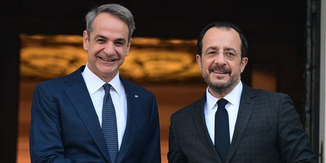 Μητσοτάκης – Χριστοδουλίδης: Συντονισμός για το Κυπριακό