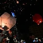 Νύχτα των ευχών στην πλατεία Κοτζιά στην Αθήνα (αρχείου)