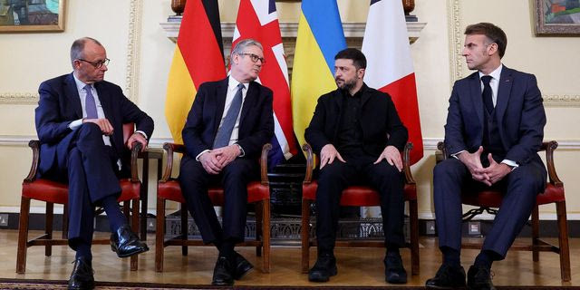 Σύνοδος στο Λονδίνο: Έτοιμο την Τρίτη το ειρηνευτικό σχέδιο – “Αυστηρές εγγυήσεις ασφαλείας”