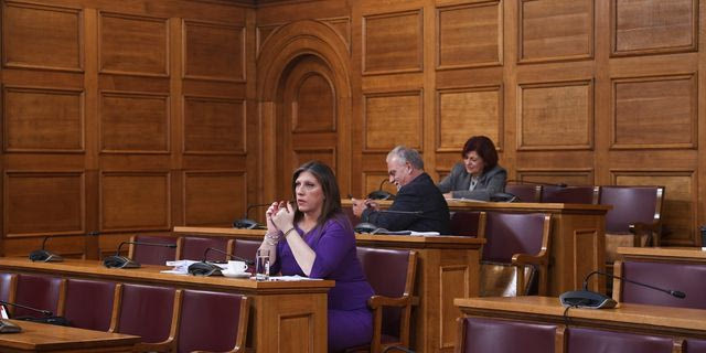 Η Ζωή Κωνσταντοπούλου στην Εξεταστική Επιτροπή του ΟΠΕΚΕΠΕ