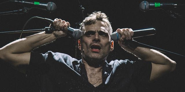 Ο Γιώργος Παπαγεωργίου αναμετράται με το προφητικό 1984