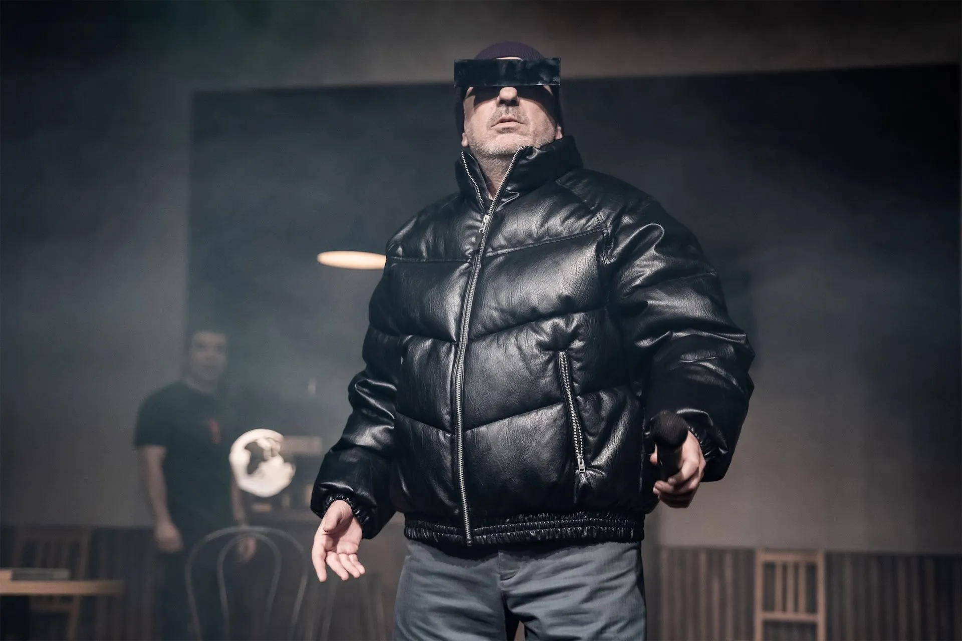 «Δύο ή τρία πράγματα που ξέρω γι’ αυτόν» Το νέο έργο του Ανέστη Αζά