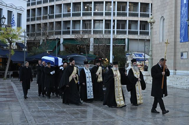 Η σορός της πριγκίπισσας Ειρήνης στο παρεκκλήσιο