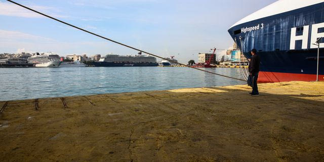 Πειραιάς: Ακυρώνονται δρομολογία πλοίων λόγω ισχυρών ανέμων