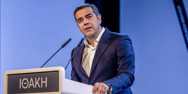 “Φουλ κεντροαριστερά” από τον Τσίπρα στη Θεσσαλονίκη