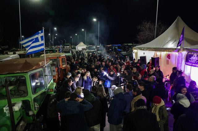 Σε στάση αναμονής οι αγρότες – Λάδι στη φωτιά οι δηλώσεις Μαρινάκη