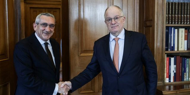 Συνάντηση Τασούλα με τον περιφερειάρχη Νοτίου Αιγαίου