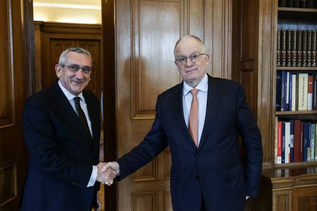 Συνάντηση Τασούλα με τον περιφερειάρχη Νοτίου Αιγαίου