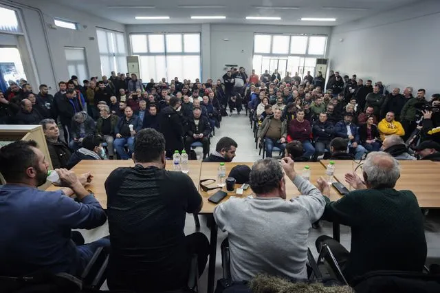 Οι αγρότες της πλειοψηφίας ζητούν να δουν τον Μητσοτάκη – Τι αποφάσισαν για το συλλαλητήριο