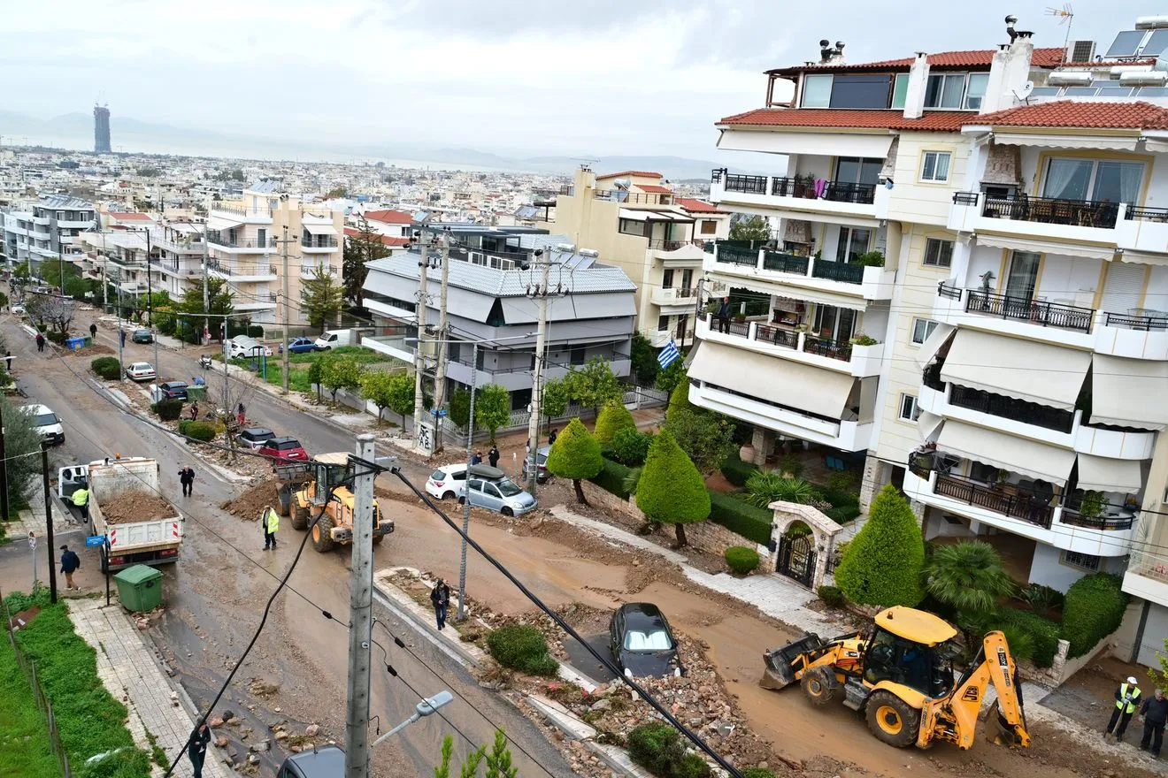Καταστροφές στην Άνω Γλυφάδα