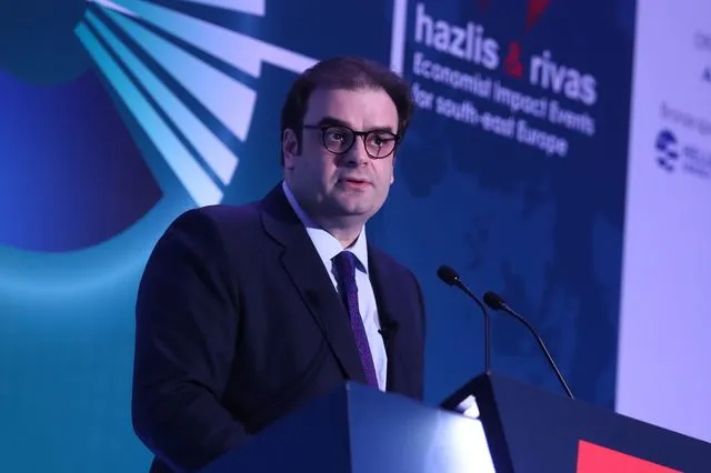 Πιερρακάκης: “Η δύναμη της Ευρώπης δεν ήταν ποτέ η τελειότητα, ήταν η επιμονή”