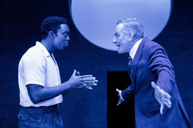 ALL-MY-SONS.-Paapa-Essiedu-Chris-Keller-and-Bryan-Cranston-Joe-Keller.-Photo-Jan-Versweyveld-scaled