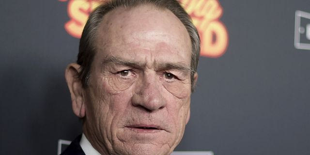 Ο Tommy Lee Jones