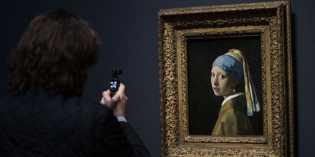 Το Κορίτσι με το Μαργαριταρένιο Σκουλαρίκι