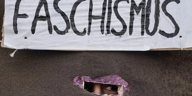 Το φασιστικό εγχειρίδιο επικαιροποιημένο